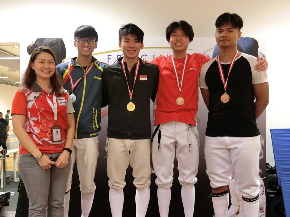 3 gold medals for Blade Club fencers at Senior competition Blade Club