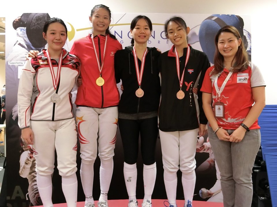 3 gold medals for Blade Club fencers at Senior competition Blade Club